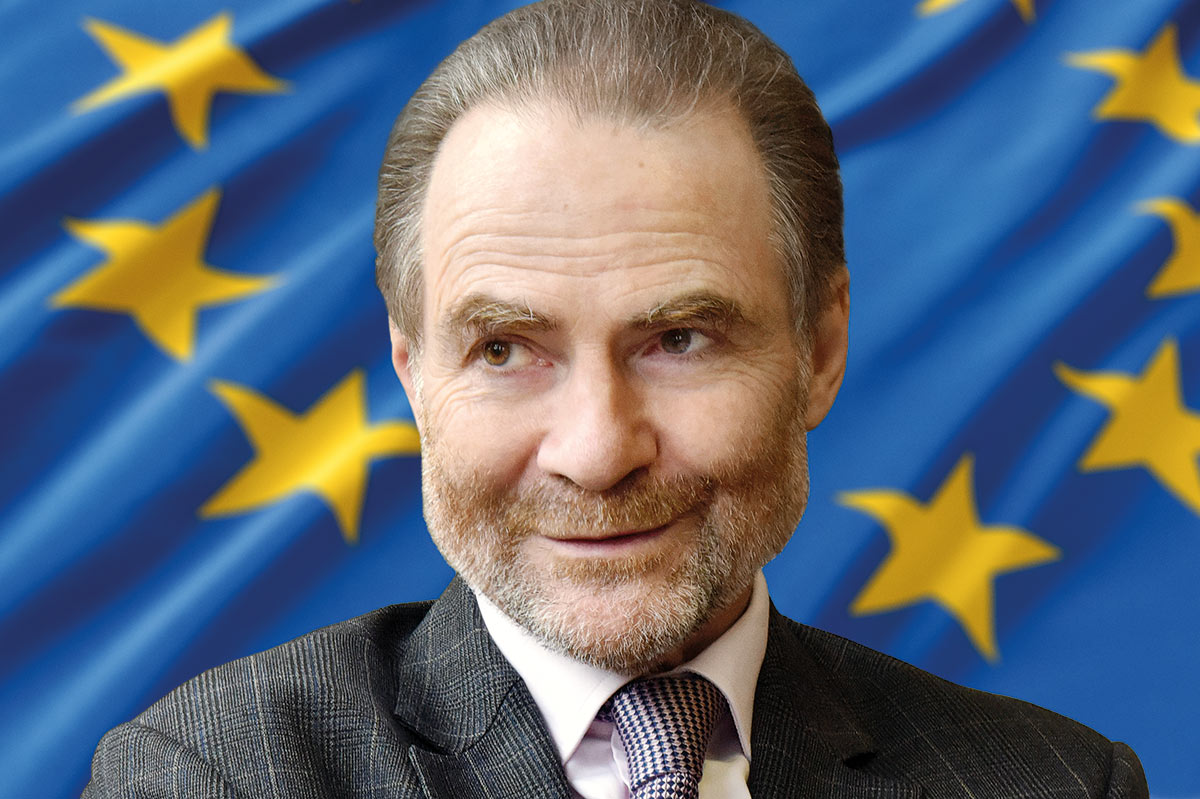 Timothy Garton Ash